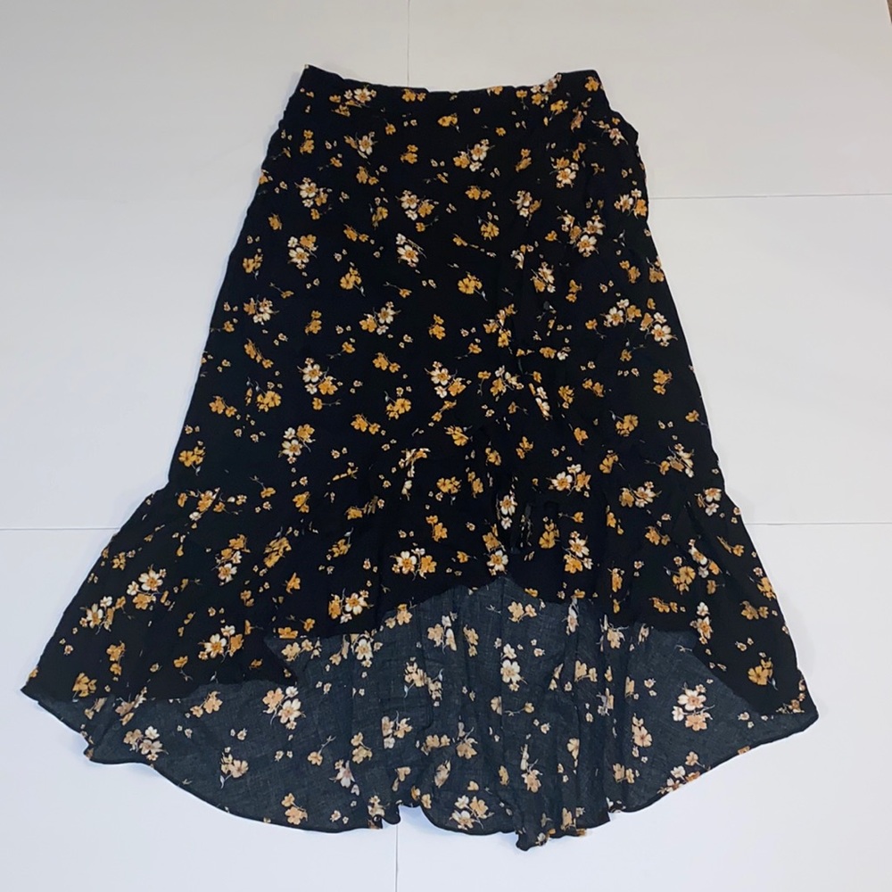 TORRID RUFFLE HI-LO MAXI SKIRT